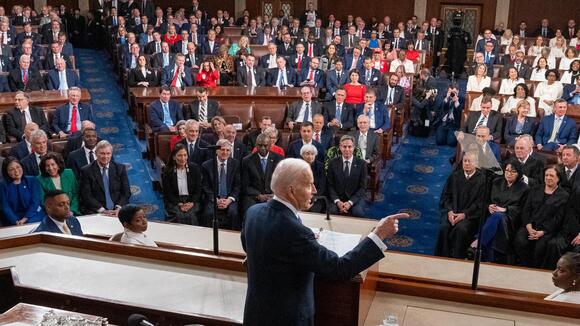 Tennessee congressmen flock to Biden as he comes to State of the Union: Read the reaction