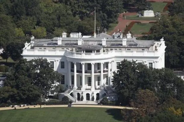 Driver found dead after crashing into White House complex gate, Secret Service says