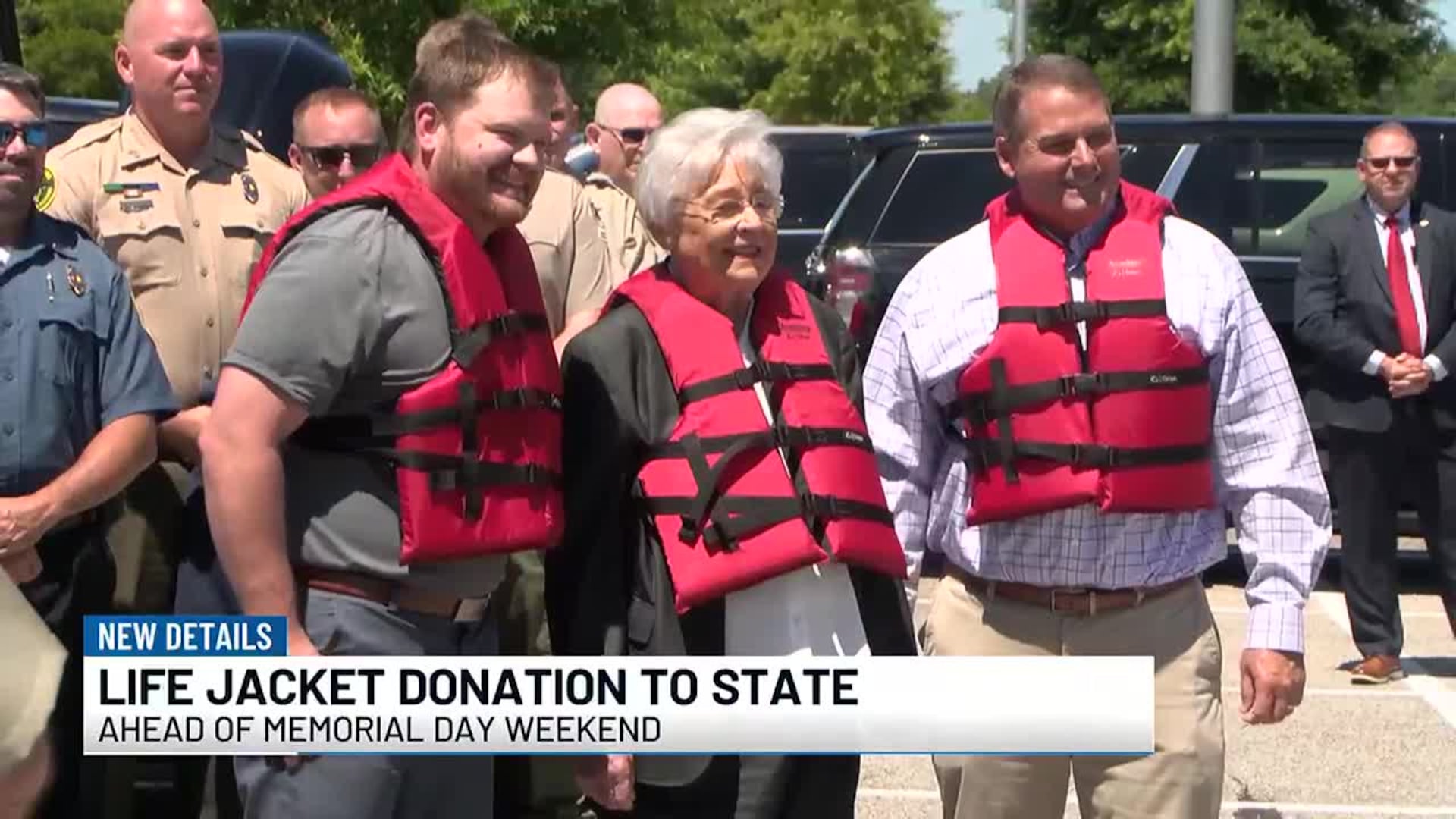 Hundreds of life jackets donated to state before Memorial Day weekend