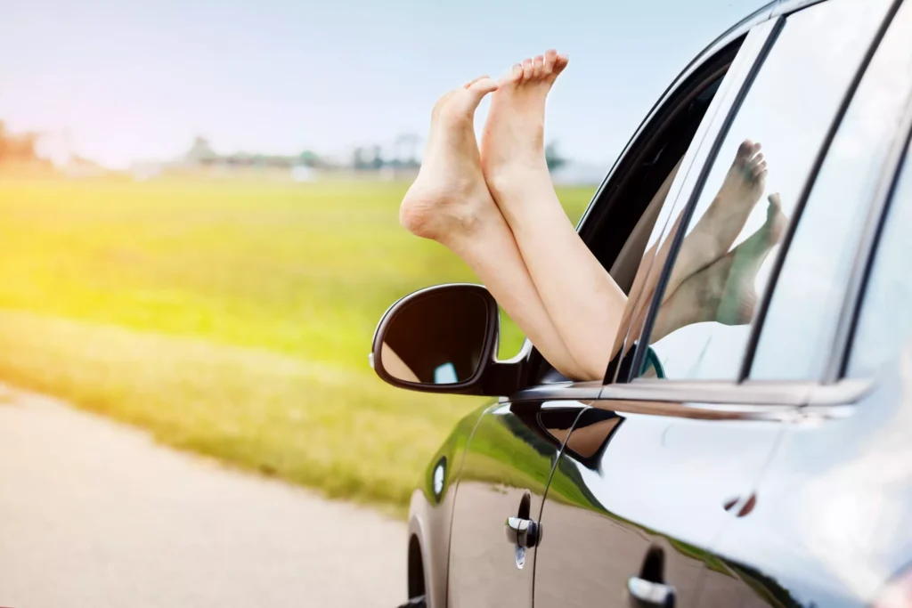 Is It Illegal to Drive Barefoot in Hawaii? Here’s What the Laws and