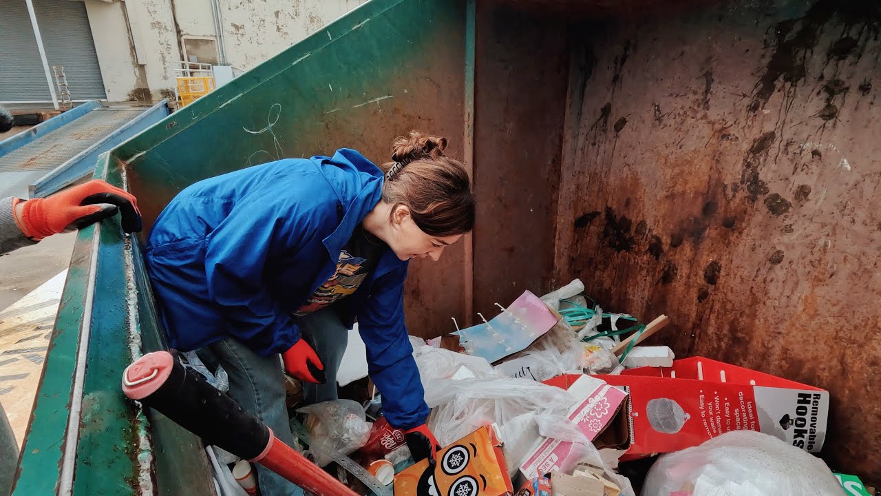 Is It Illegal to Dumpster Dive in Indiana? Here’s What the Law Says