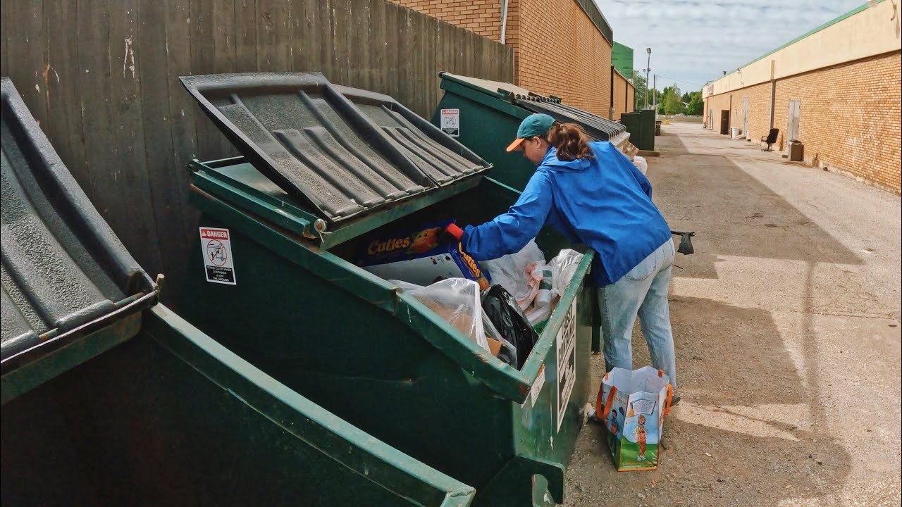 Is It Illegal to Dumpster Dive in Virginia? Here’s What the Law Says
