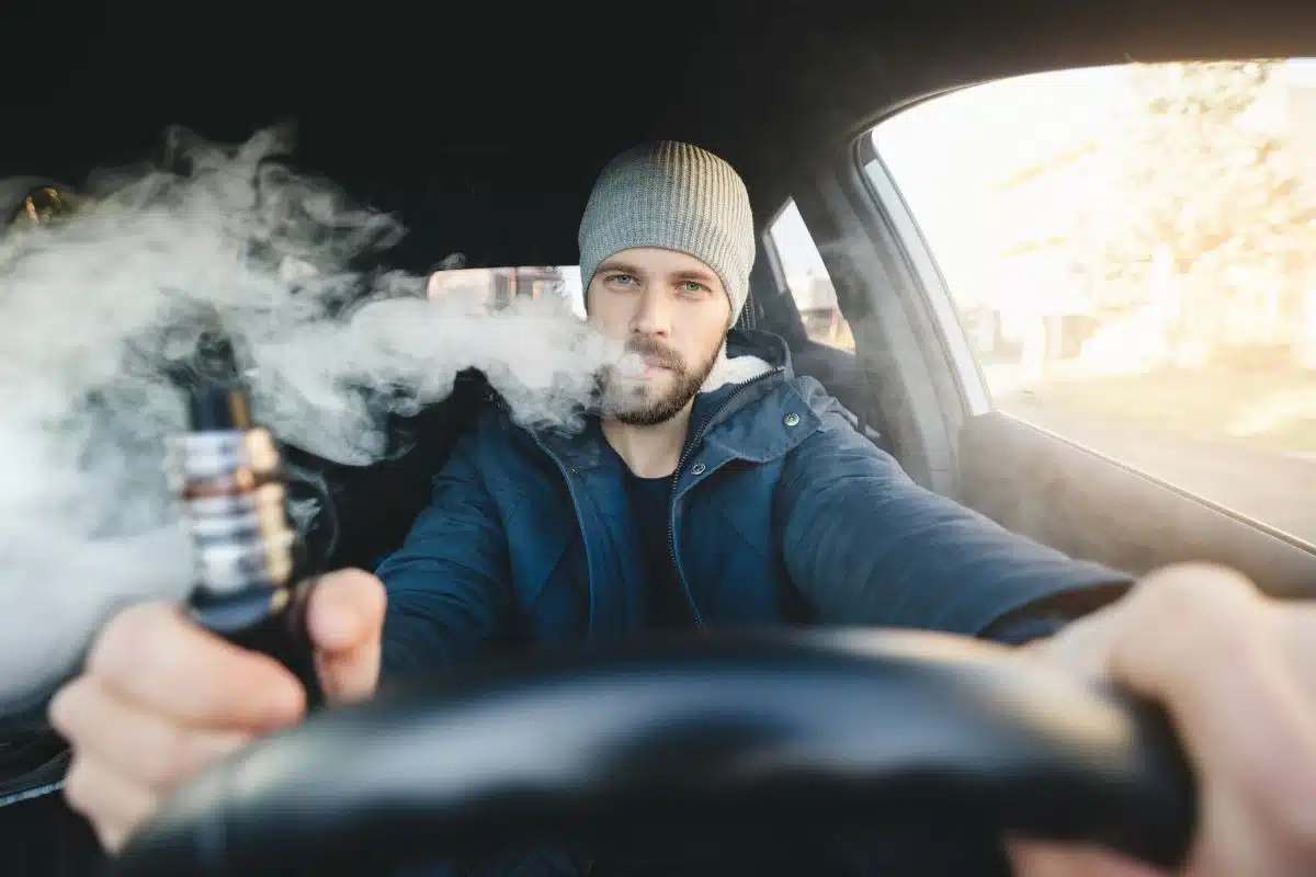 Is It Illegal to Vape and Drive in Illinois? Here's What the Law Says